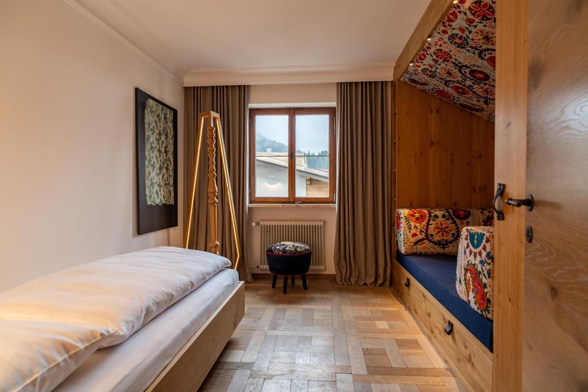 Hotel Hinterwies - In / / Dine 4*