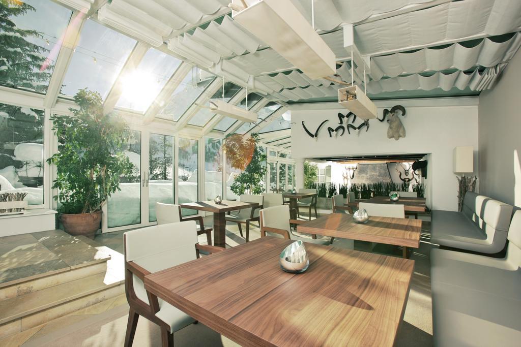 Hinterwies - In / / Dine Hotel