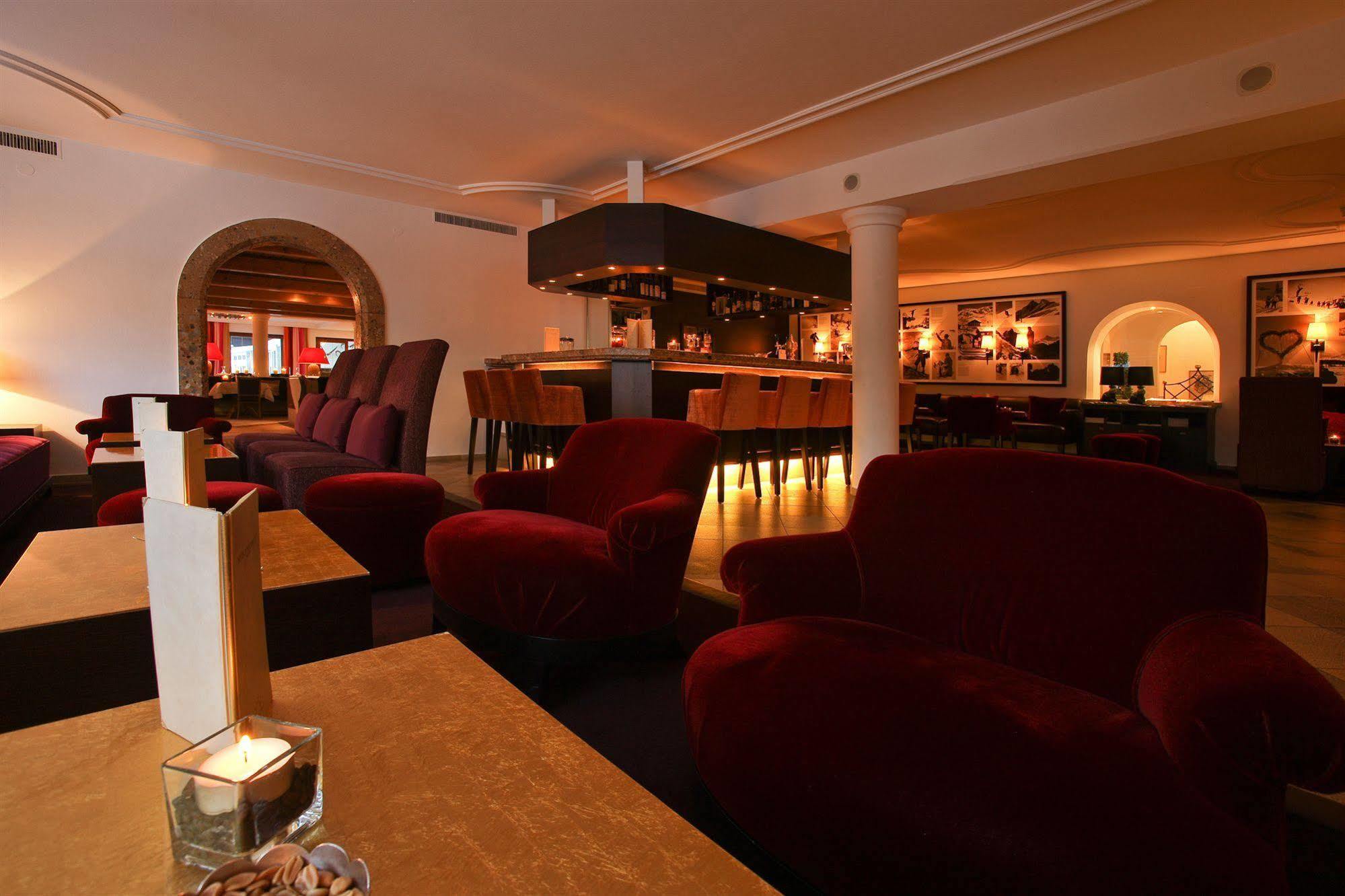 Hinterwies - In / / Dine Hotel